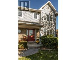 33 OAK Crescent - 2