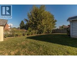 33 OAK Crescent - 36
