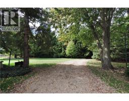 18 BAIRD ST N - 23