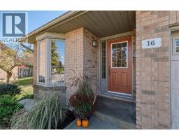19 SOMERSET Drive UnitNo. 16 - 2