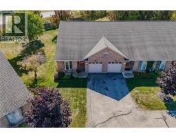 19 SOMERSET Drive UnitNo. 16 - 27