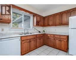 64 SABRINA Crescent - 19