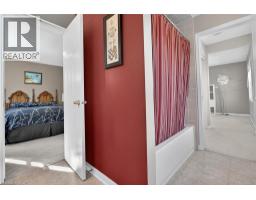 92 BAGGS Crescent - 27