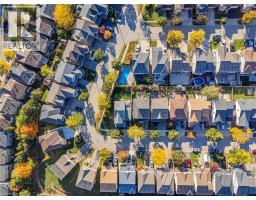 92 BAGGS Crescent - 46