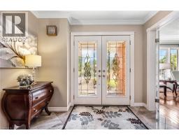 228 MICHENER Crescent - 4