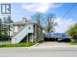 245 AINSLIE Street S - 3