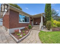 521 GLEN FORREST Boulevard - 41