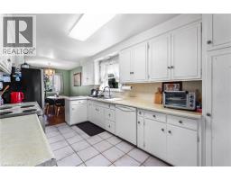 141 RIVERBANK Drive - 10