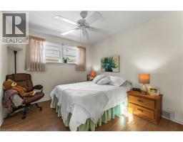141 RIVERBANK Drive - 17
