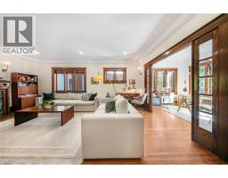 60 HEINS Avenue - 12