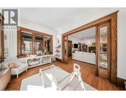 60 HEINS Avenue - 16