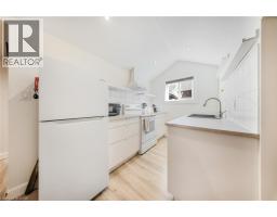 60 HEINS Avenue - 38