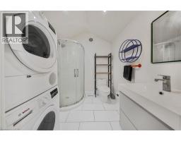 60 HEINS Avenue - 40