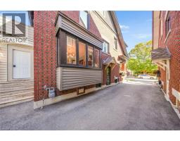 60 HEINS Avenue - 5