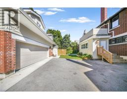 60 HEINS Avenue - 7