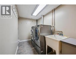 116 ERINBROOK Drive - 32