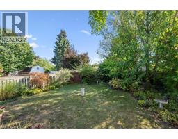 116 ERINBROOK Drive - 40