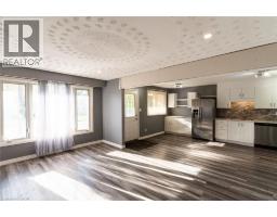 39 EVELYN Street - 11