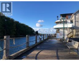 15 BAYSHORE Court - 47