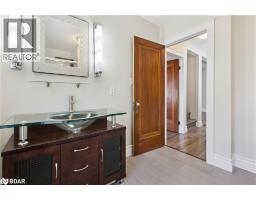 43 EBY Street S - 18