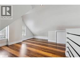 43 EBY Street S - 23