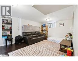 43 EBY Street S - 28