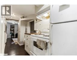 43 EBY Street S - 31