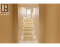 610 STONEBURY Crescent - 44
