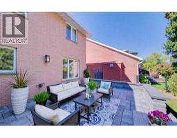 610 STONEBURY Crescent - 45