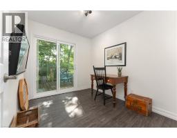 5 KING Street S - 11