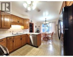 8 SIMON Court - 12
