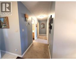 8 SIMON Court - 13