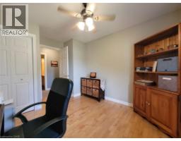 8 SIMON Court - 15