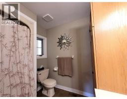 8 SIMON Court - 22