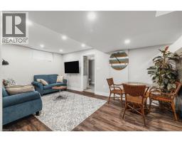 346 MOORLANDS Crescent - 28