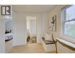 27 DUDHOPE Avenue - 24