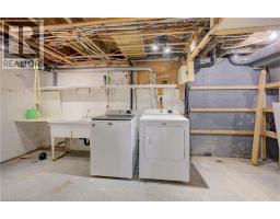 27 DUDHOPE Avenue - 37