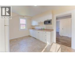 86 ALBERT Street - 33