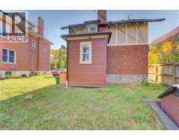 86 ALBERT Street - 48