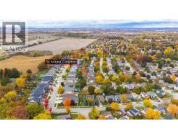 36 ANGELA Crescent - 36