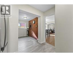 81 BEECH Avenue - 14