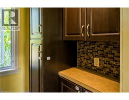 73 BROCK Street - 30