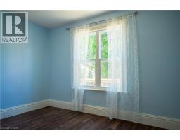 73 BROCK Street - 34