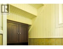 73 BROCK Street - 38