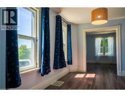 73 BROCK Street - 40