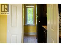 73 BROCK Street - 46