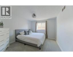 99 MAITLAND Street - 37