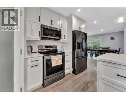 12 ALBERT Street - 11