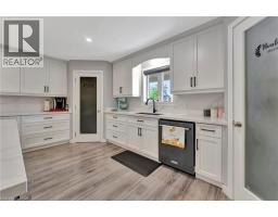 12 ALBERT Street - 12