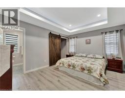 12 ALBERT Street - 18